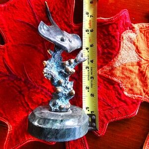 Bronze and marble sting ray with coral representation , decorative small display